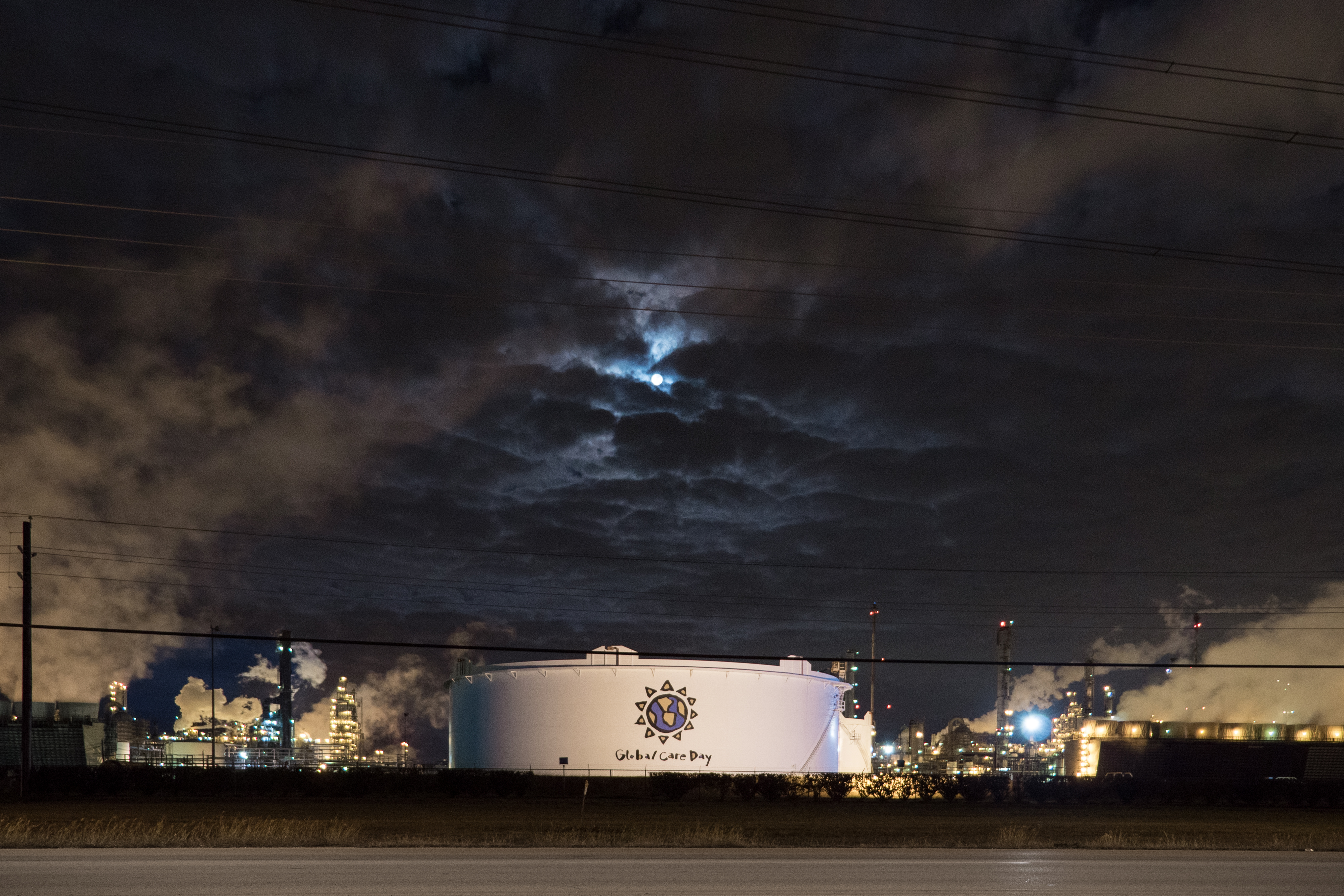 Figure 1: Steve Rowell, Midstream at Twilight, production still, 2015-16.