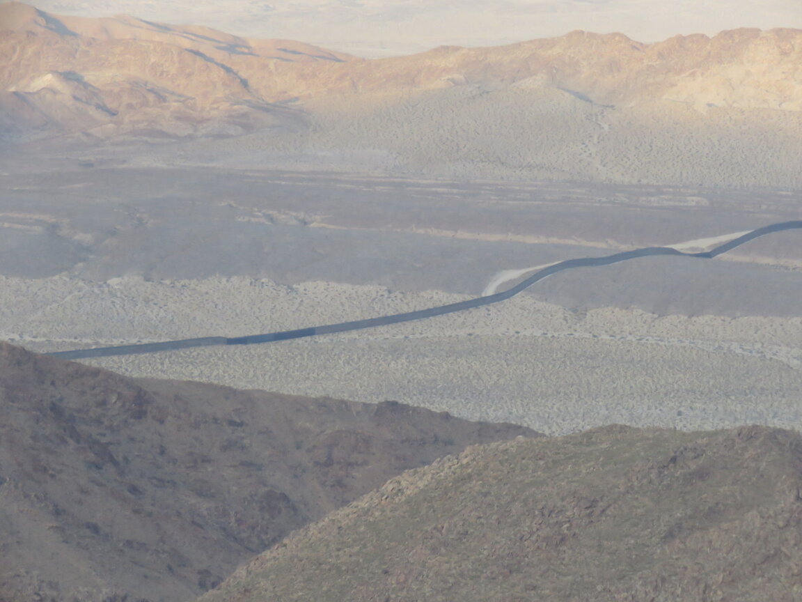 Figure 14: View of the wall from la Rumorosa mountain pass